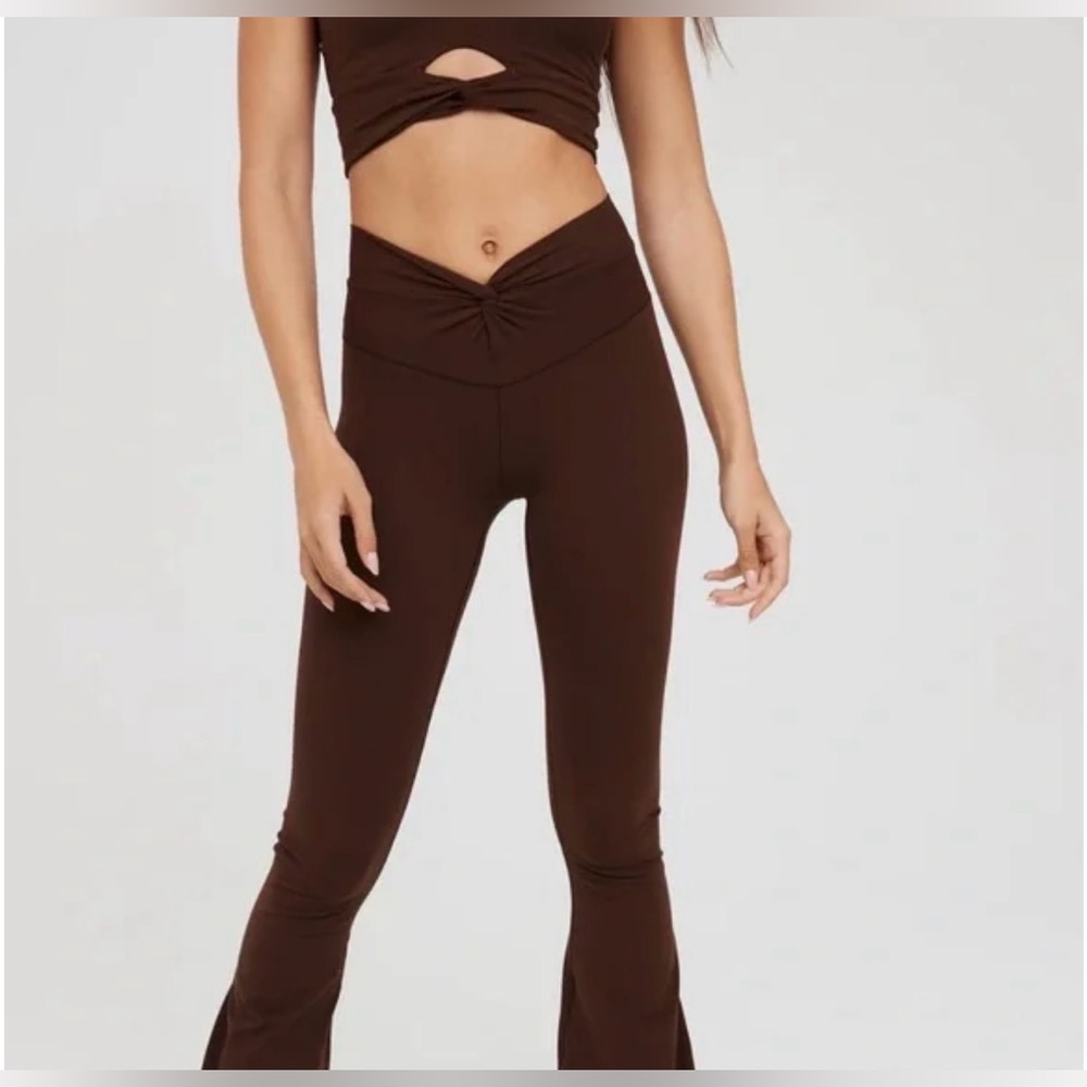 🤎Aerie Offline Real Me High Waisted Flare Brown Leggings / Size Small